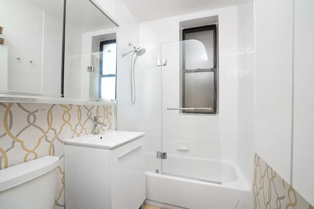 5 West 107 Street