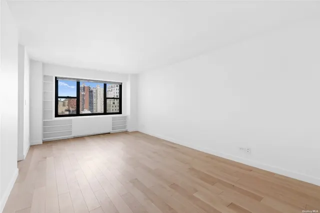 345 East 80th Street
