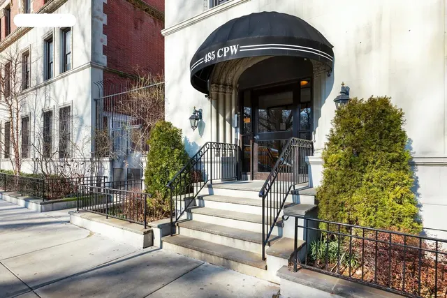 485 Central Park West