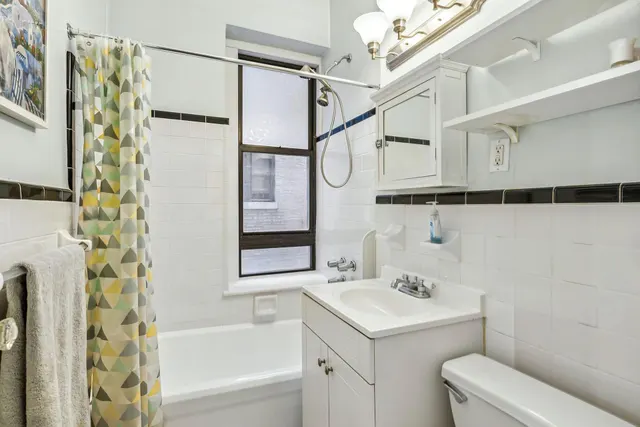 485 Central Park West