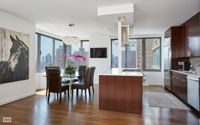 300 East 85th Street