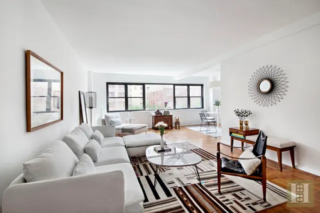 165 East 72nd Street
