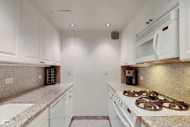 20 East 68th Street