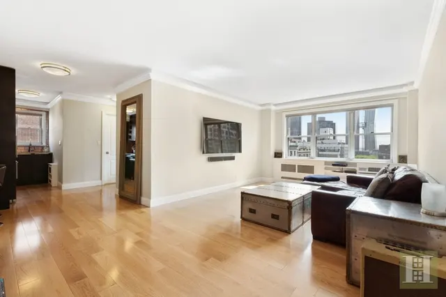 166 East 35th Street