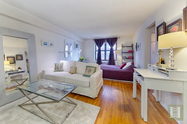 305 East 72nd Street