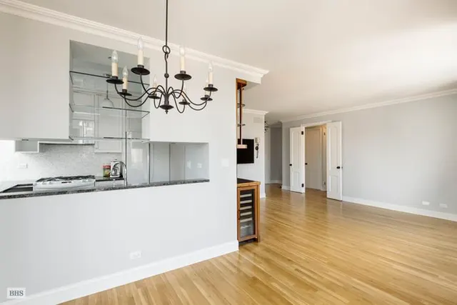 300 East 85th Street