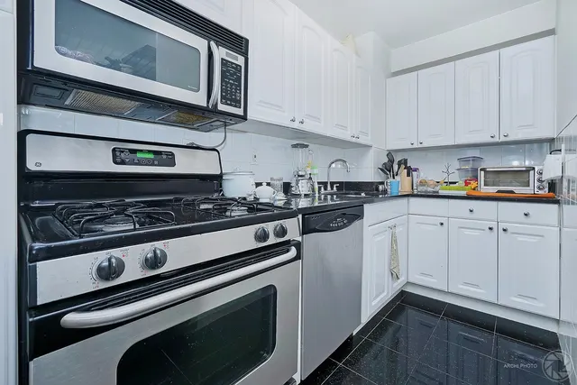 77 West 55th Street