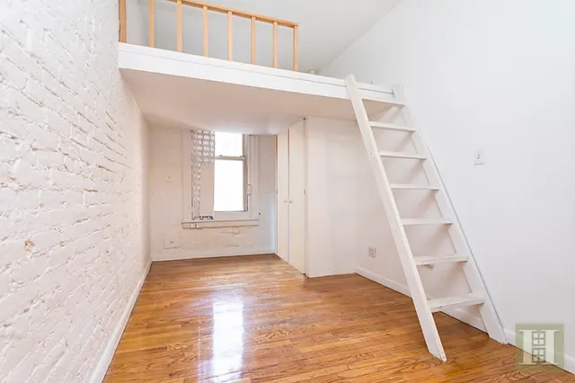 231 Thompson Street