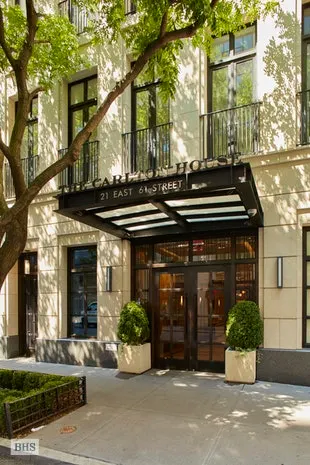 21 East 61st Street