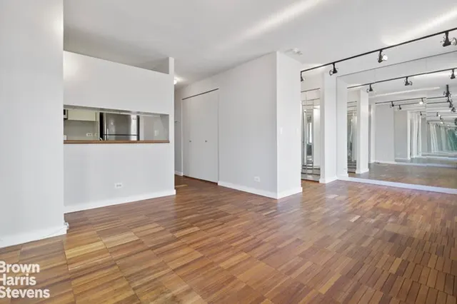 300 East 85th Street