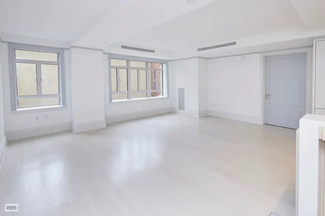 21 East 61st Street
