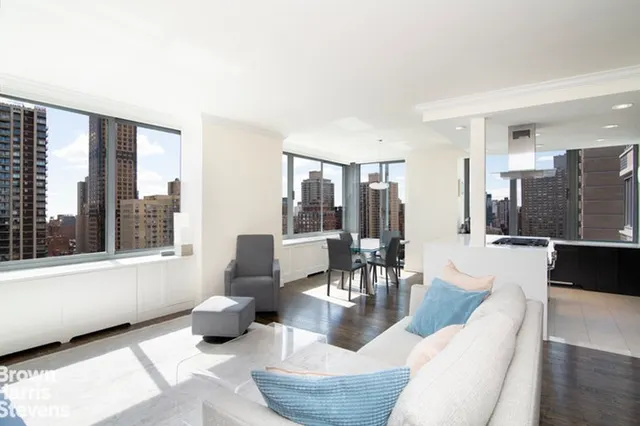 300 East 85th Street