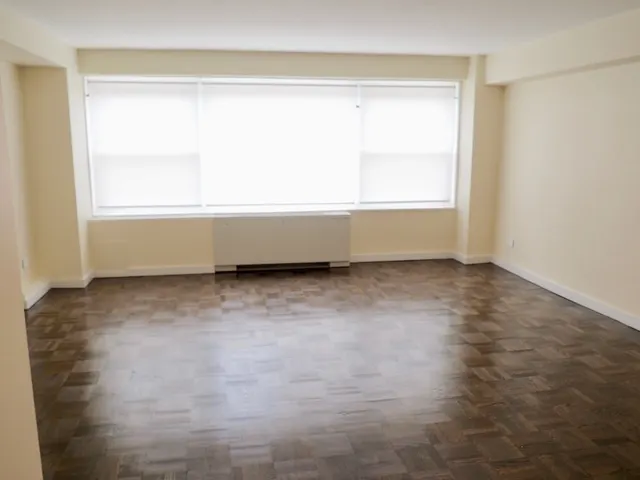 33 Greenwich Avenue