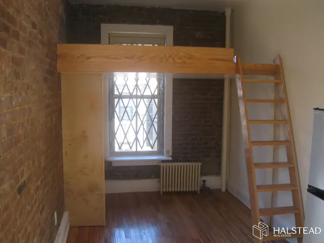 231 Thompson Street