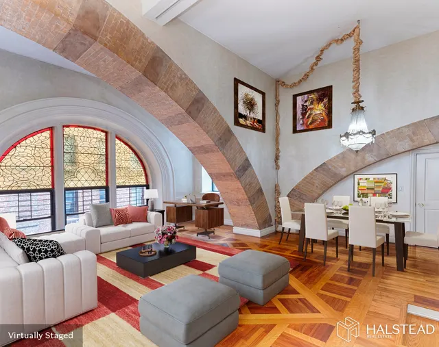 205 East 16th Street
