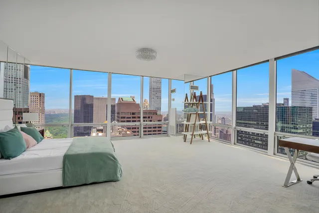 641 5th Avenue