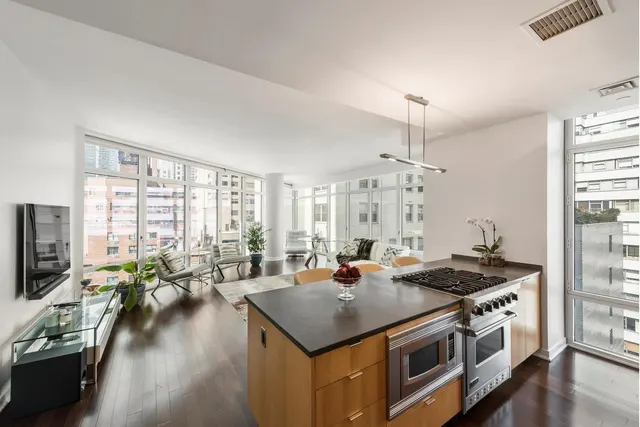 207 East 57th Street