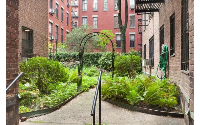 54 East 8 Street