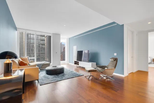 1 West End Avenue