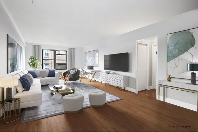 60 East 9th Street