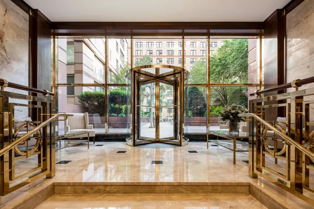 200 East 69th Street