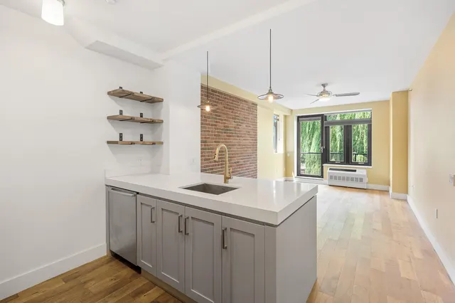 47-34 11th Street