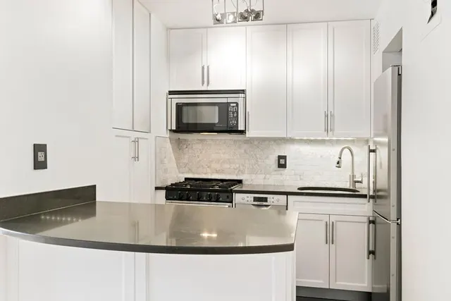 440 East 79th Street