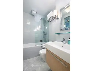 60 Gramercy Park North