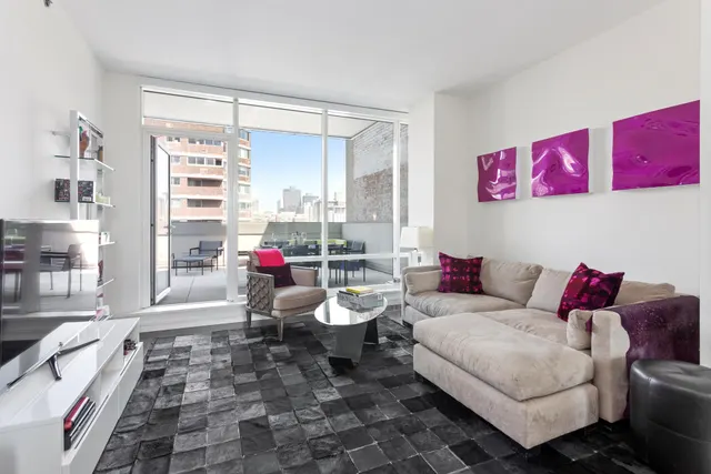 300 East 23rd Street