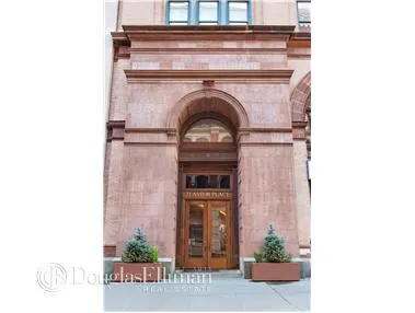 21 Astor Place