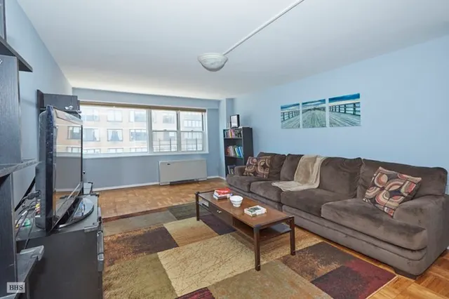 165 East 32nd Street