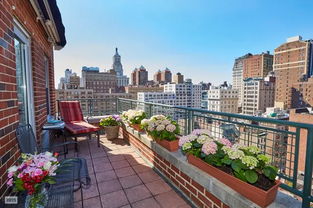 32 Gramercy Park South