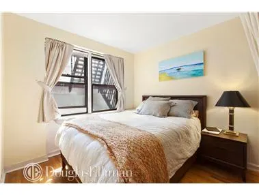 54 East 8 Street