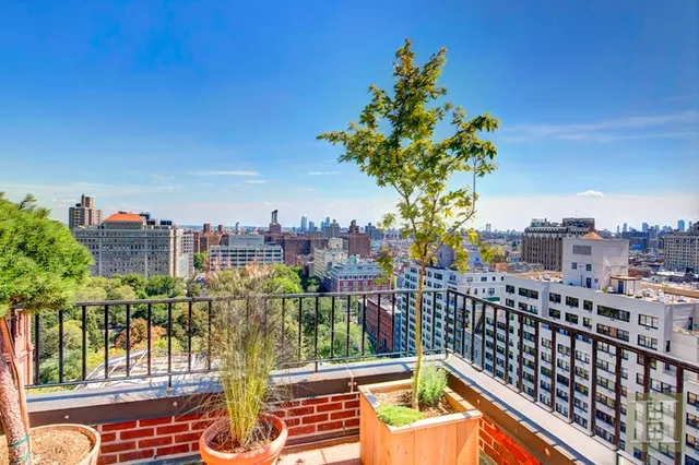 200 East 16th Street