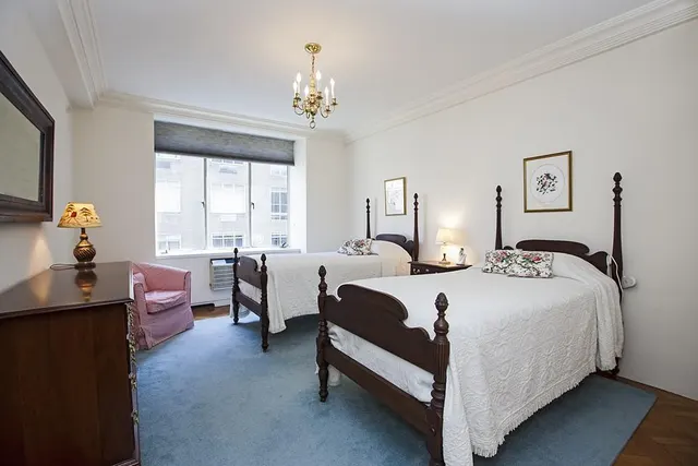 24 West 55th Street