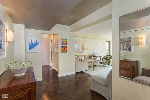 165 East 72nd Street