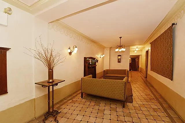 200 West 54th Street