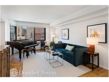 305 East 72nd Street