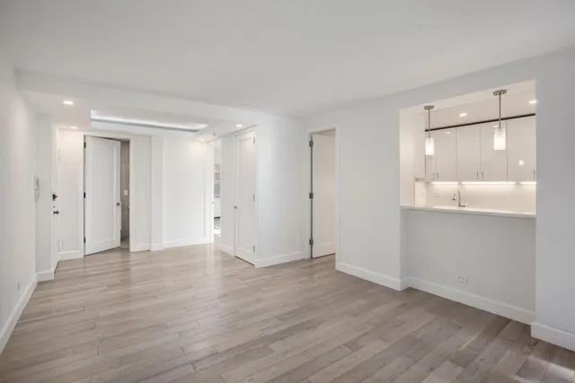 130 East 63rd Street