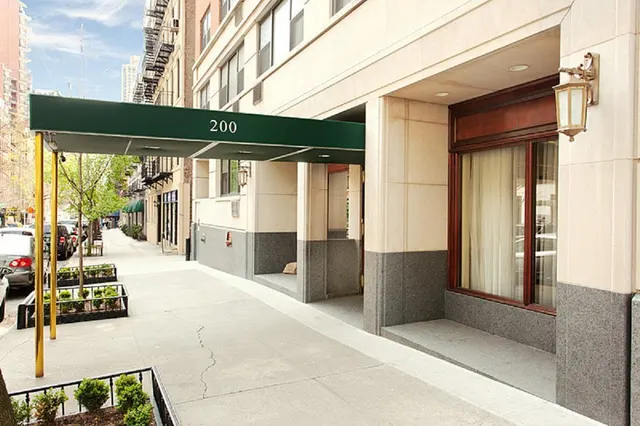 200 East 84th Street