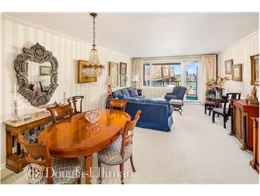 35 Sutton Place