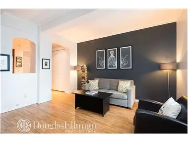 4 Lexington Avenue