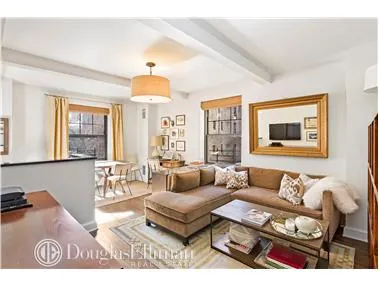 200 East 16th Street