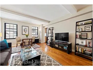 102 East 22nd Street
