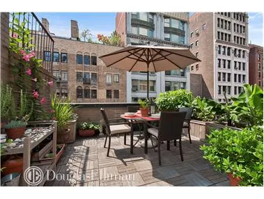 35 East 10th Street