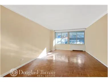 142 East 16th Street
