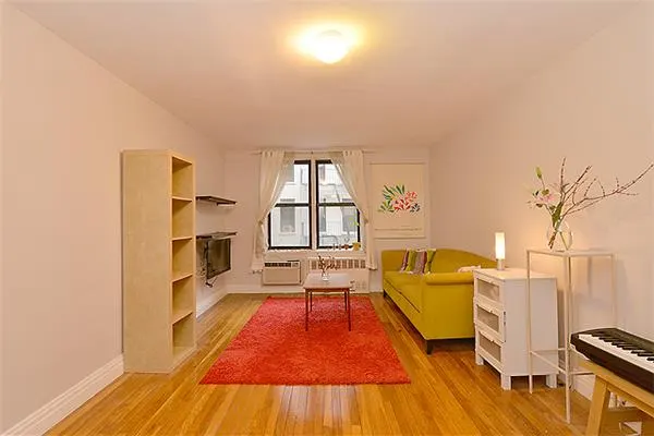 150 East 27th Street