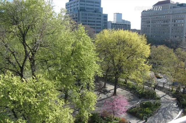 230 East 15th Street