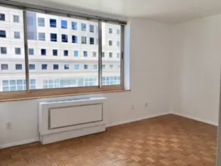 250 South End Avenue