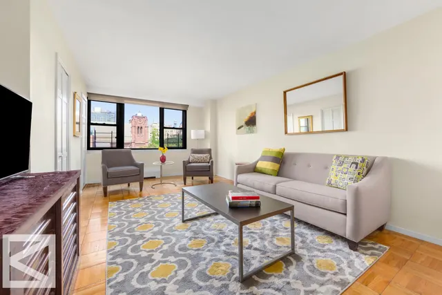 230 East 15th Street